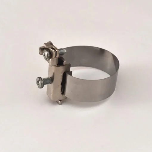 Equipotential collars