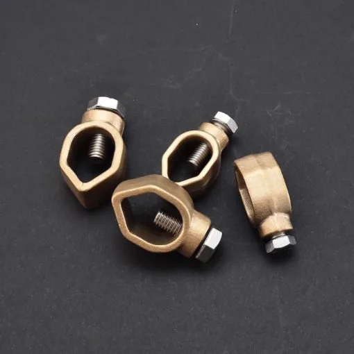 Earth post lugs (stainless steel screws)