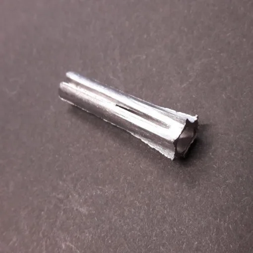 Steel crampon for fixing flat conductor