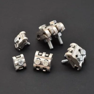 Claw fittings
