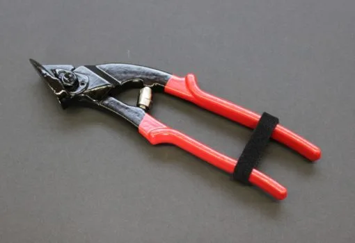 Flat nose shears for stainless steel strapping