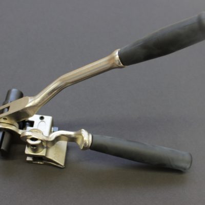 Banding tool