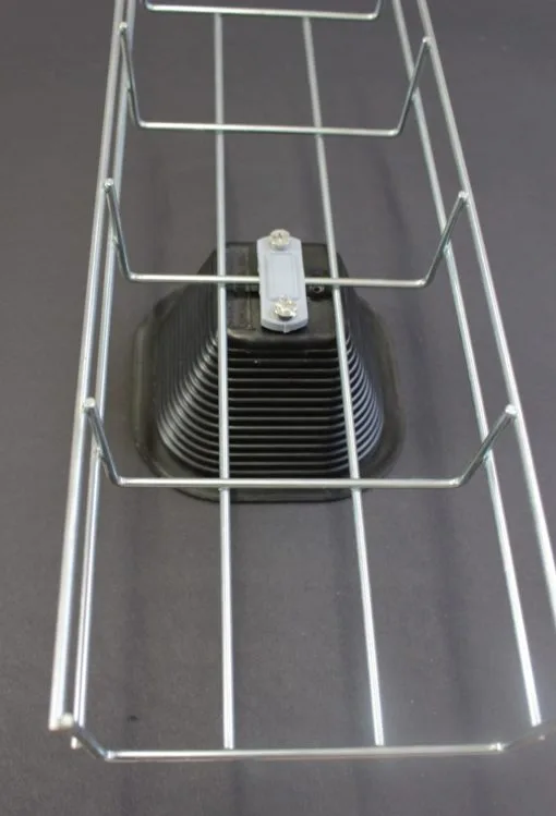Pyramidal support for conductors on roofs.