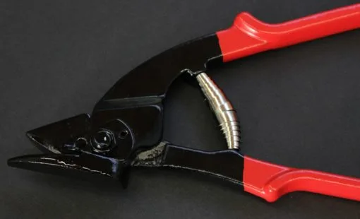 Flat nose shears for stainless steel strapping