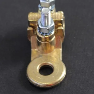 Offset round brass T-lug for conductor from 10 to 70 mm² for M8 screws