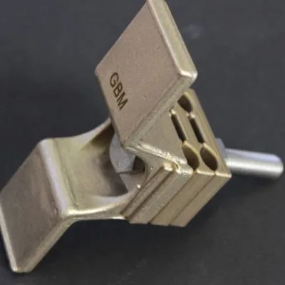 Double Winged earth clamps
