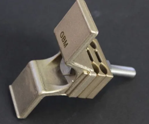 Double Winged earth clamps