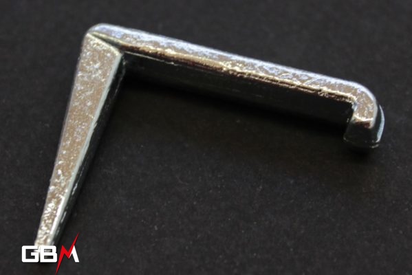 Zinc-plated steel clamp for fixing a flat conductor width 30mm